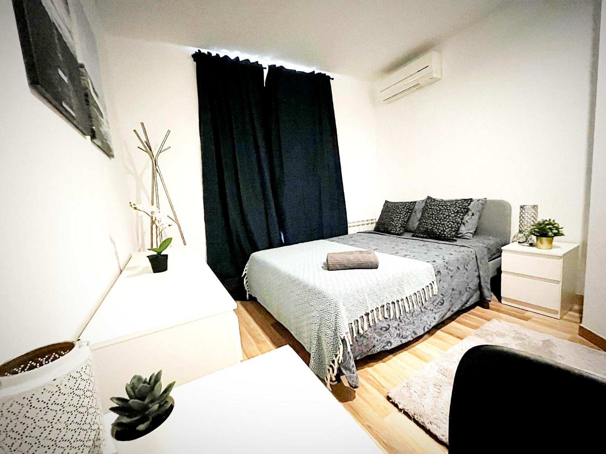 Vandrerhjem Private By La Rambla Barcelona